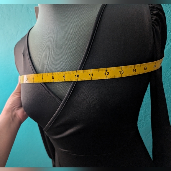 Elegant Black Long-Sleeve Wrap Maxi Dress - Picture 6 of 11